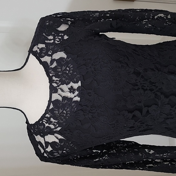 Broadway & Broome Size 0 Black Lace "Little Black Dress" Lined with Slip Dress. - Picture 3 of 15